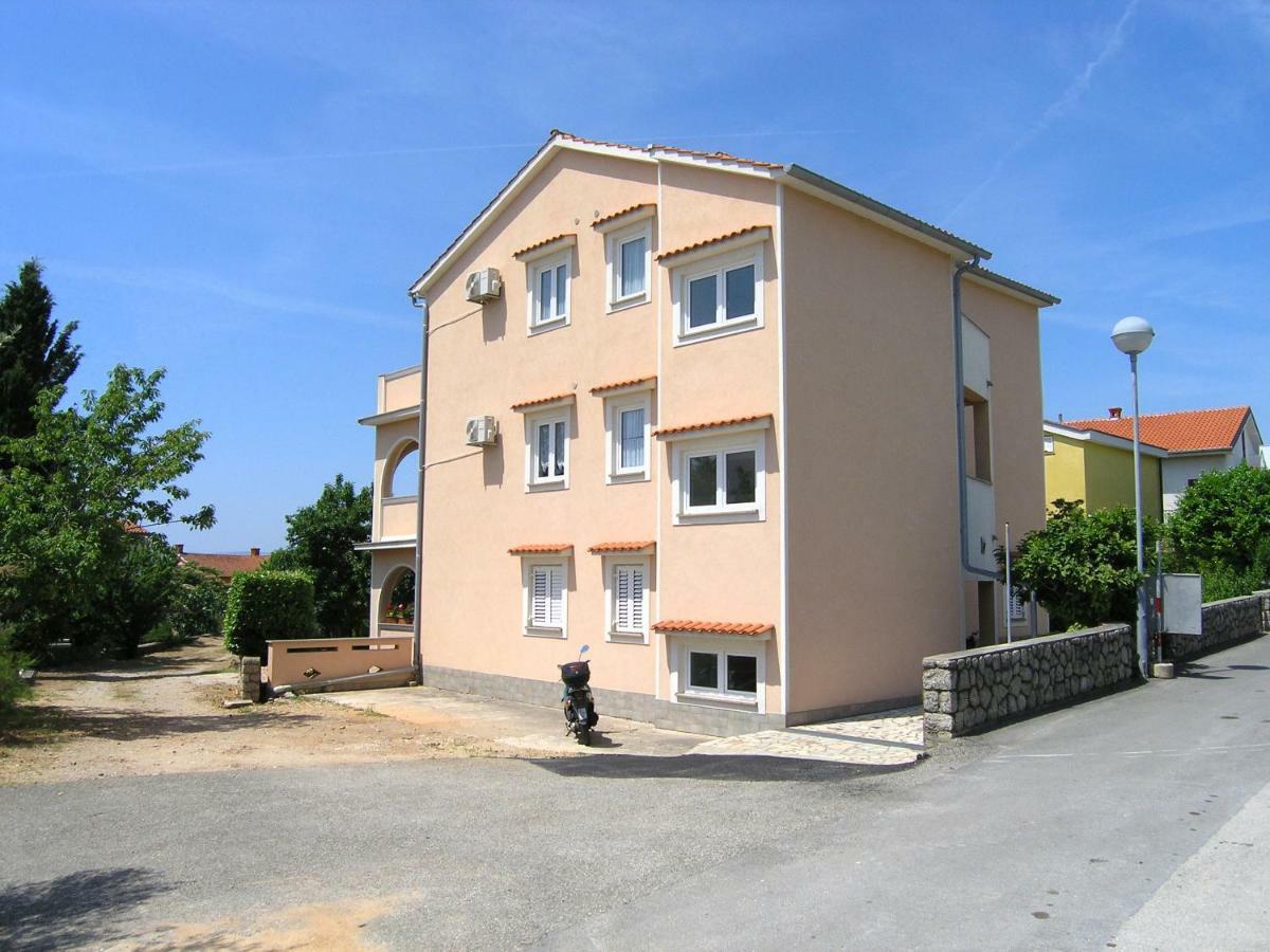 Apartman Juric Apartment Veglia Exterior foto