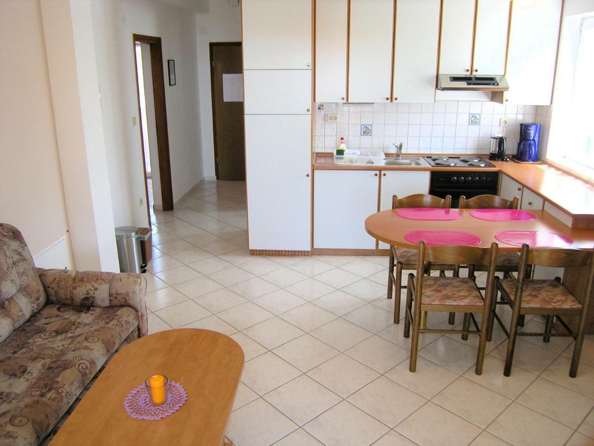 Apartman Juric Apartment Veglia Exterior foto