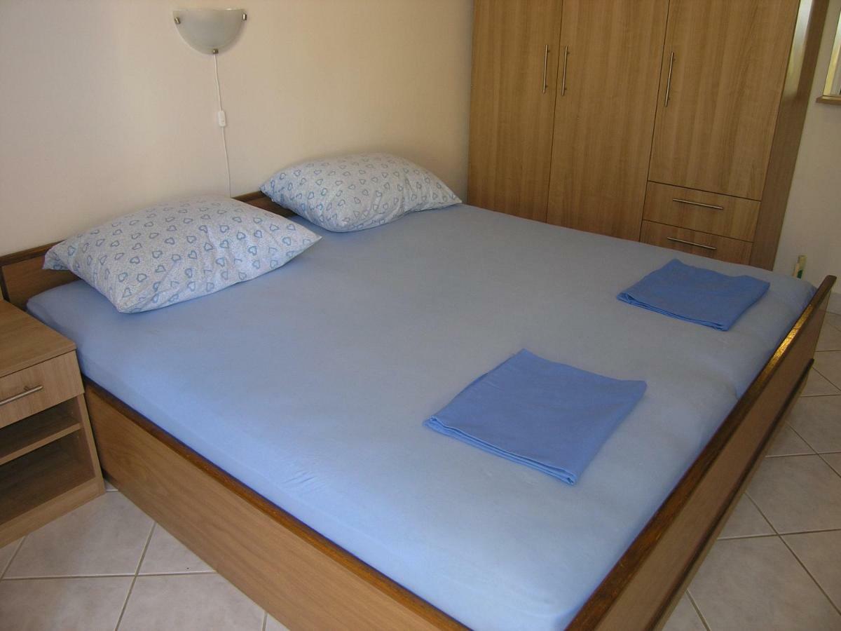 Apartman Juric Apartment Veglia Exterior foto