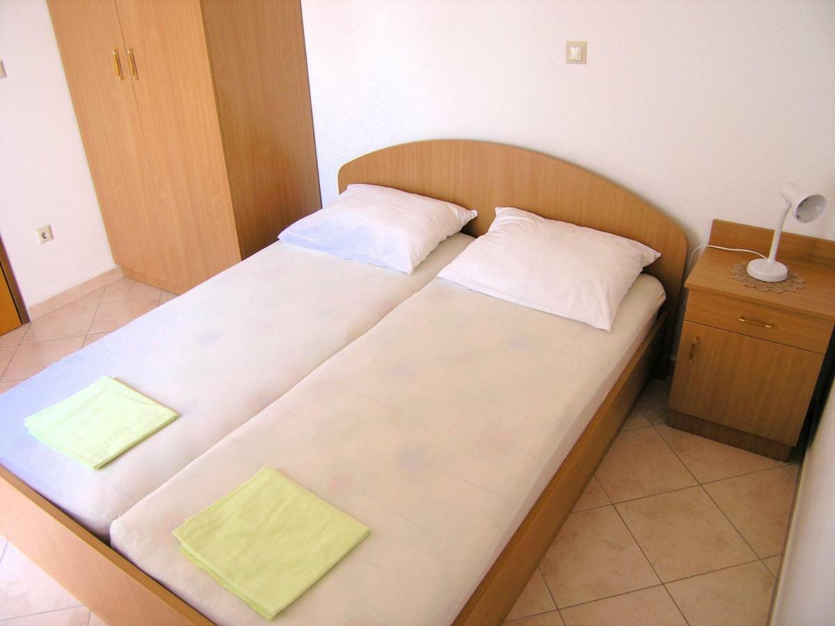 Apartman Juric Apartment Veglia Exterior foto